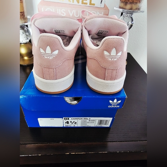 Adidas Grade School Campus Size 4 1/2 - Picture 4 of 7